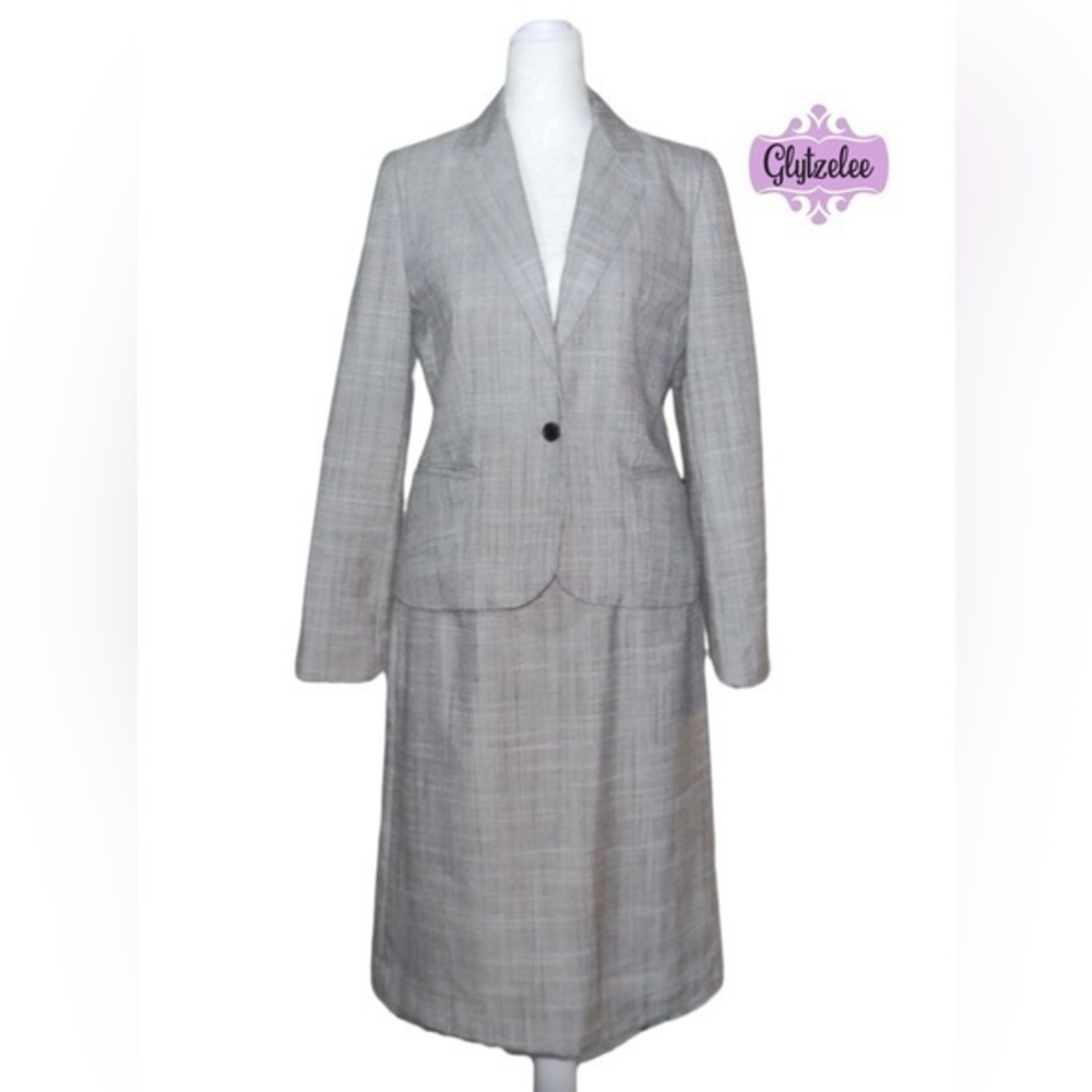Lee David skirt suit‎ Grey Women’s Size 8